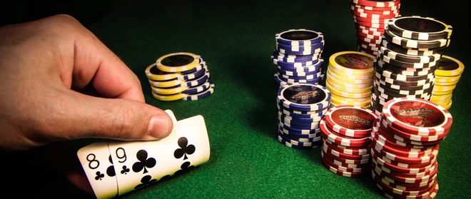 Top 10 bài mở đầu bất bại của cao thủ Poker